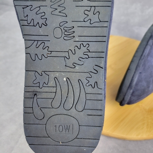 BEARPAW Kerri Suede Lace-up Boot with NeverWet™-Cadet Blue-Size 10 - Picture 8 of 13